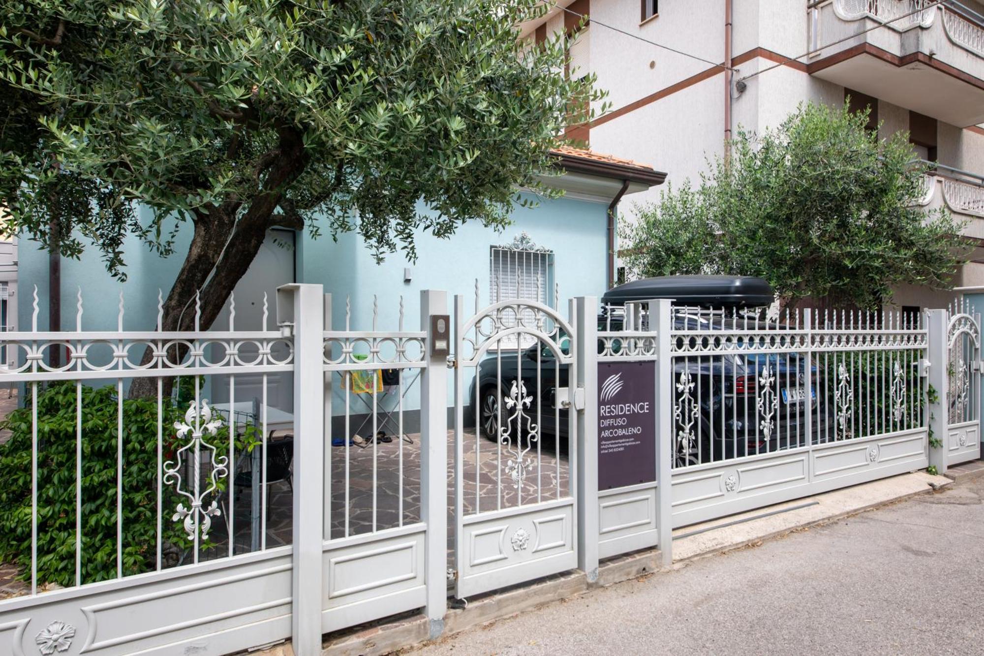Residence Diffuso Arcobaleno Gabicce Mare Eksteriør billede